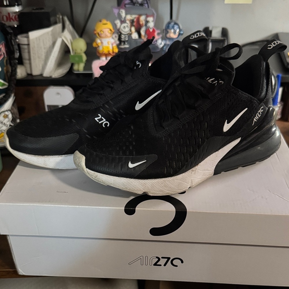 Nike Air Max 270 Black/White Running Shoes